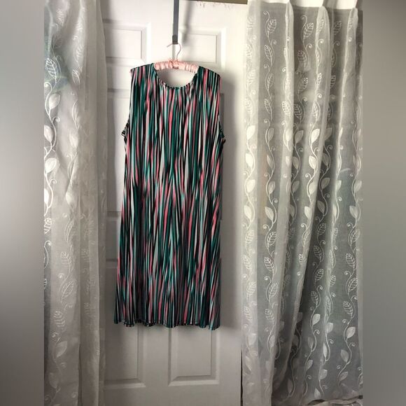 Catherines Womens Striped Knee Length Dress Plus Size 3X V-Neck Sleeveless - Picture 8 of 8